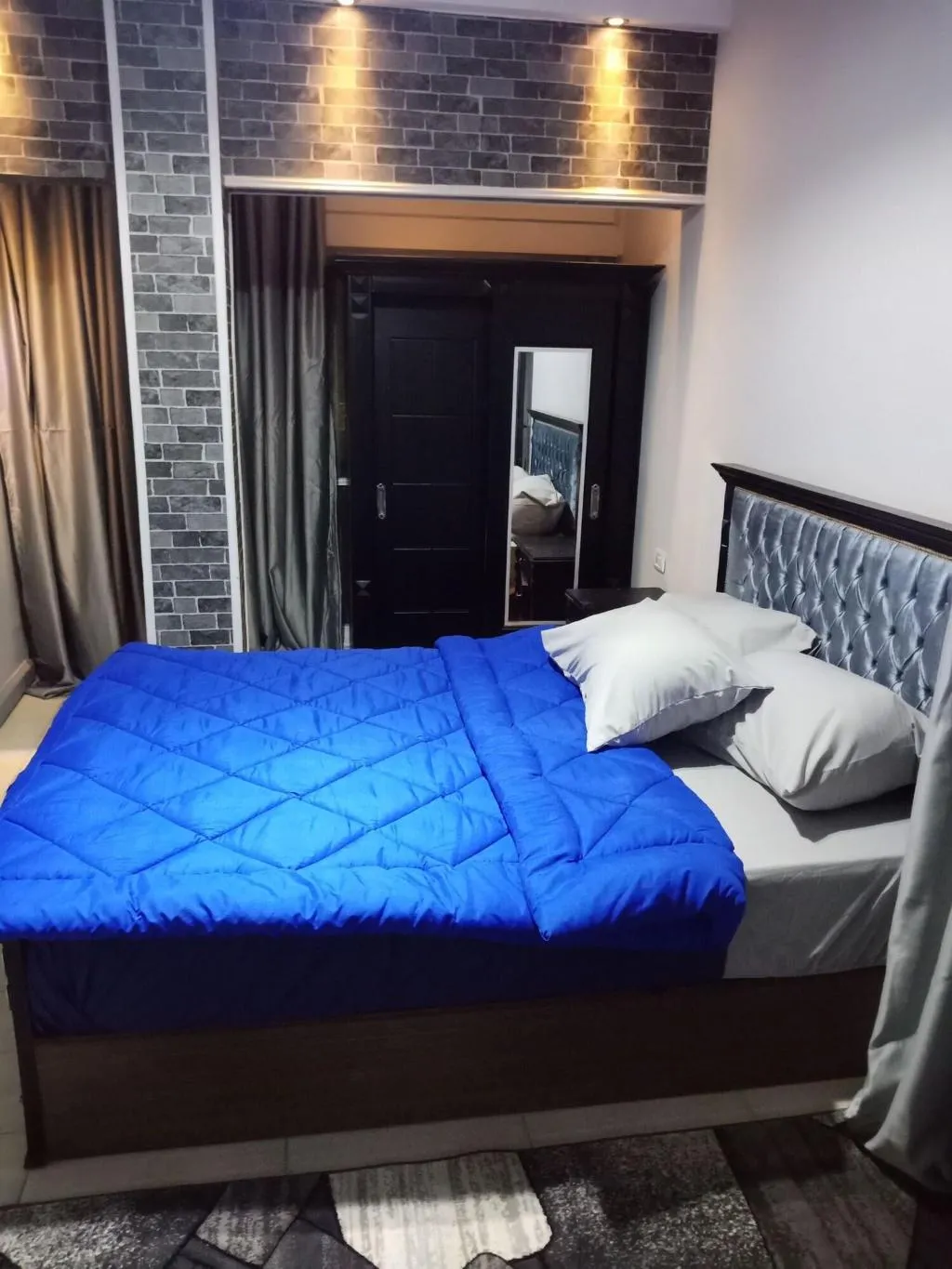 Room, Isis Hotel, Cairo