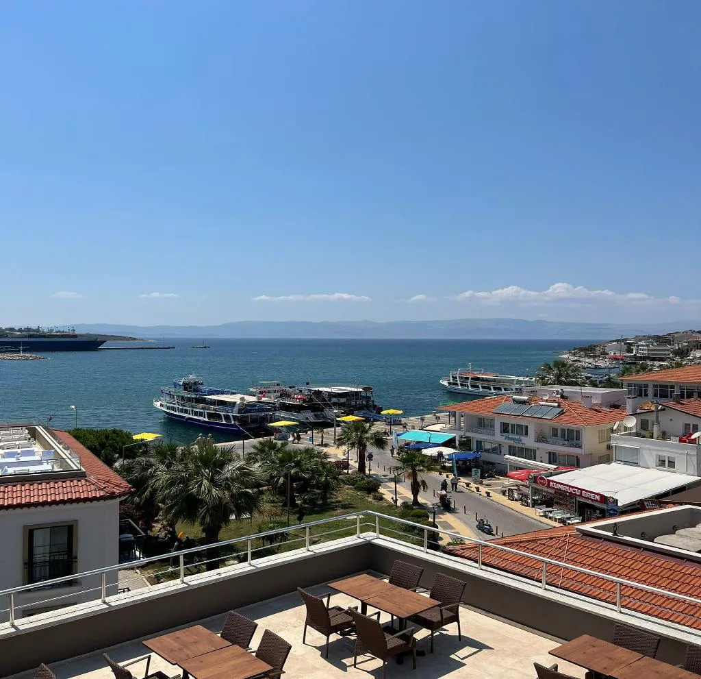 Terrace, Grand Faik Hotel, Izmir