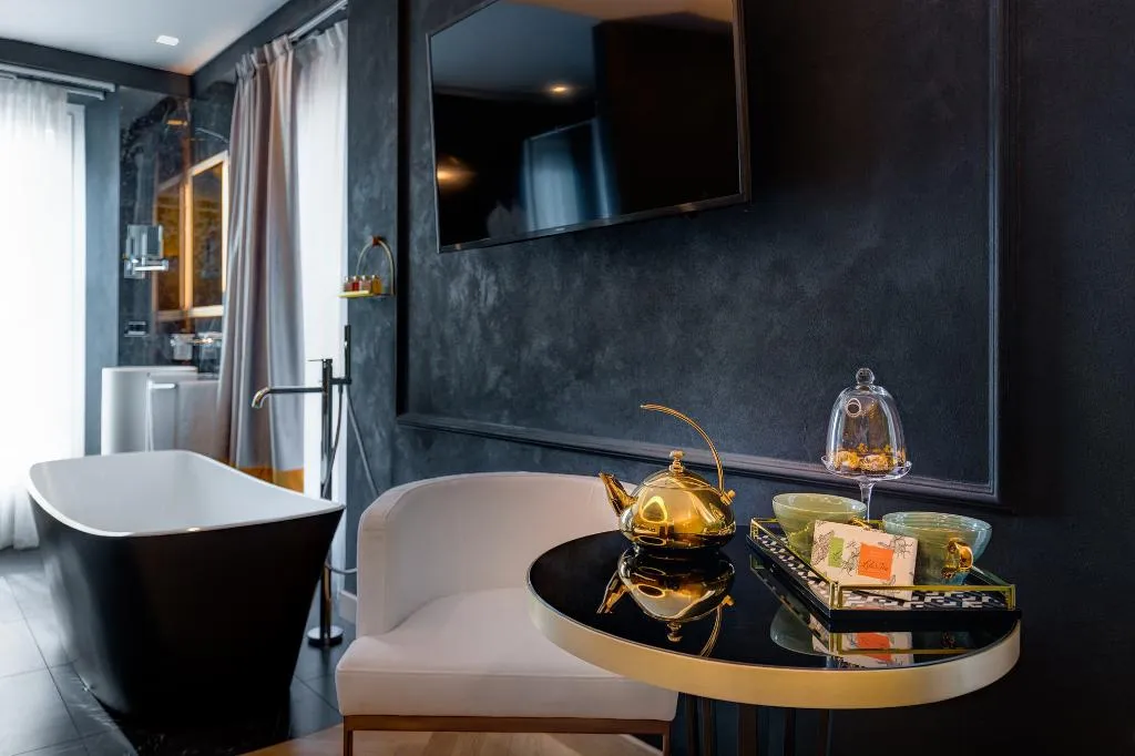 JUNIOR SUITE STANDARD Room, Dharma Boutique Hotel & Spa, Rome