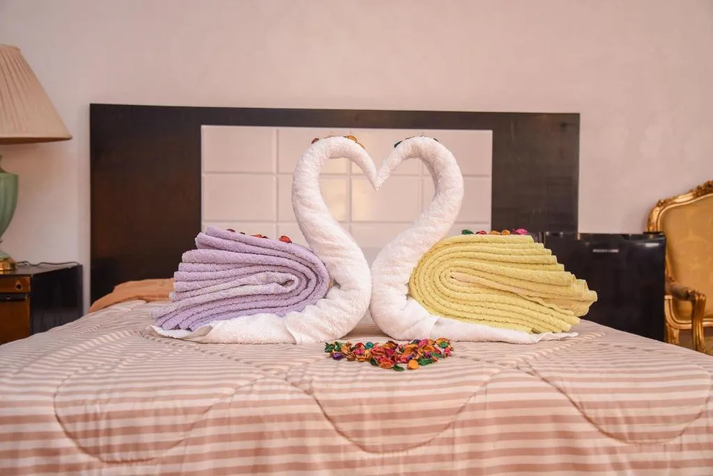 Room, Nile Sky Hotel and Suites, Cairo
