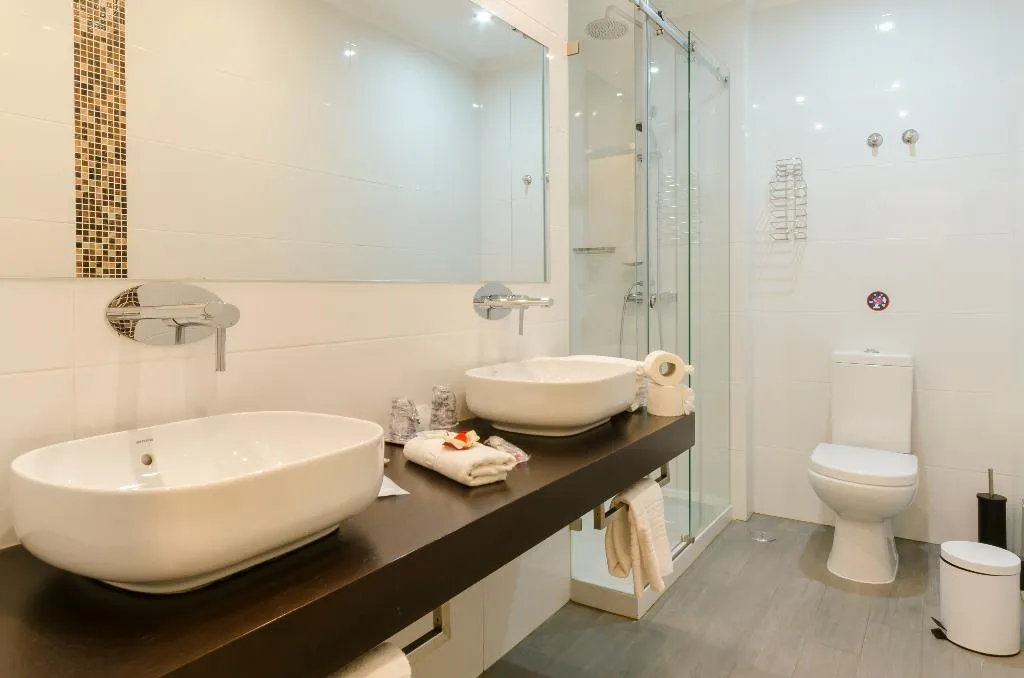 DOUBLE SUPERIOR WITH VIEWS Room, Hotel Borges Chiado, Lisbon