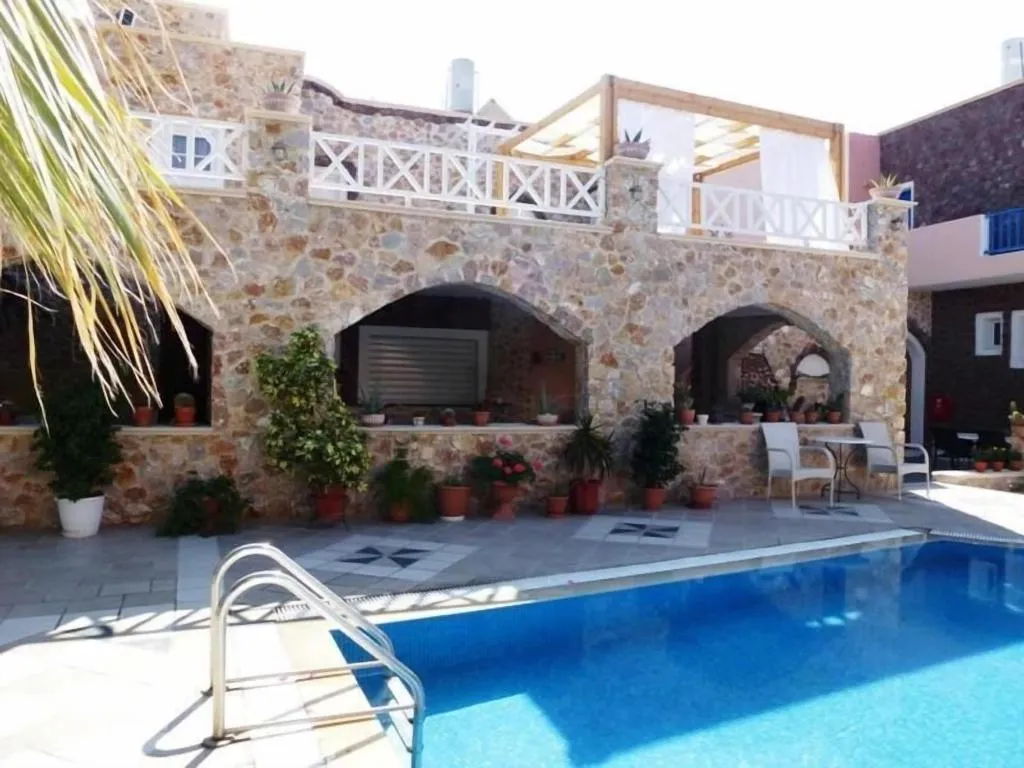 Sports and Entertainment, Atalos Suites, Santorini