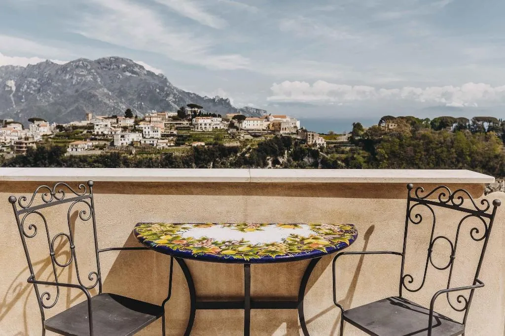 Restaurant, Palazzo Pascal, Naples