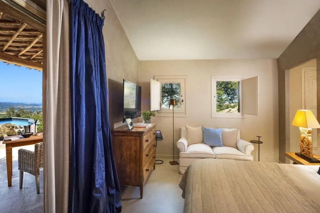 JUNIOR SUITE SEA VIEW Room, Petra Segreta Resort & Spa, Olbia
