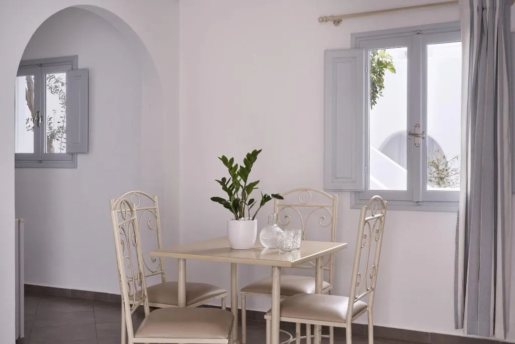 Room, Makris Beach Hotel, Santorini