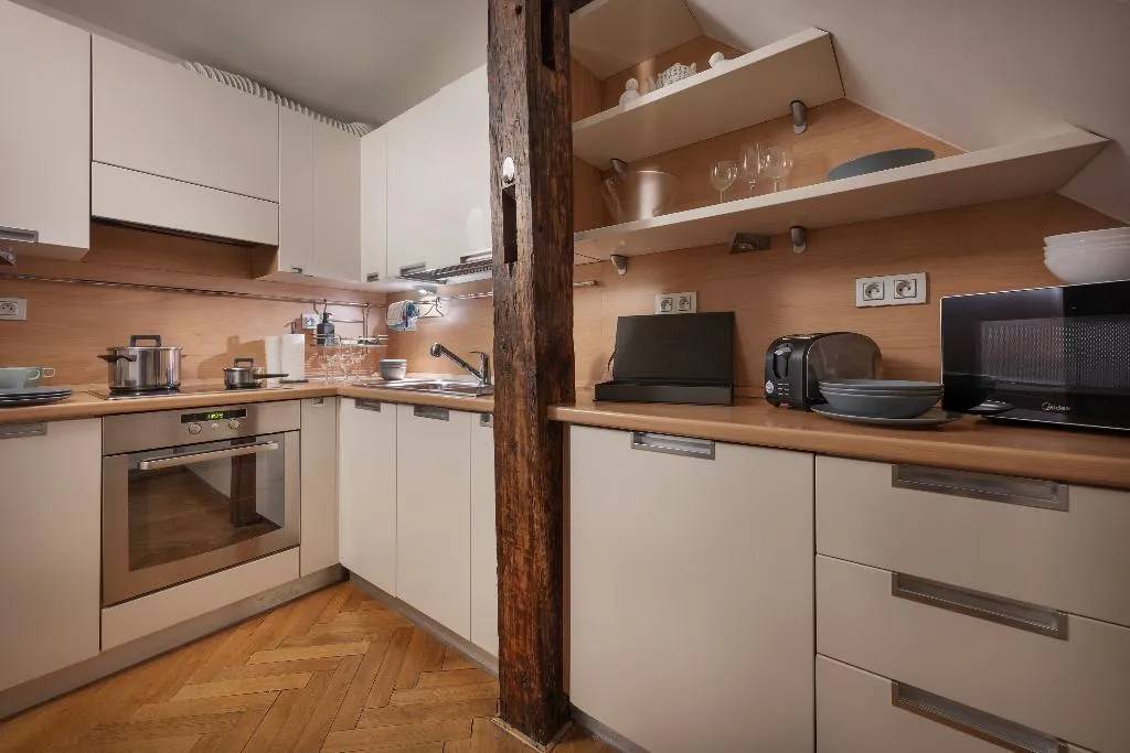 APARTMENT THREE BEDROOMS Room, Boutique Apartments White Swan, Prague