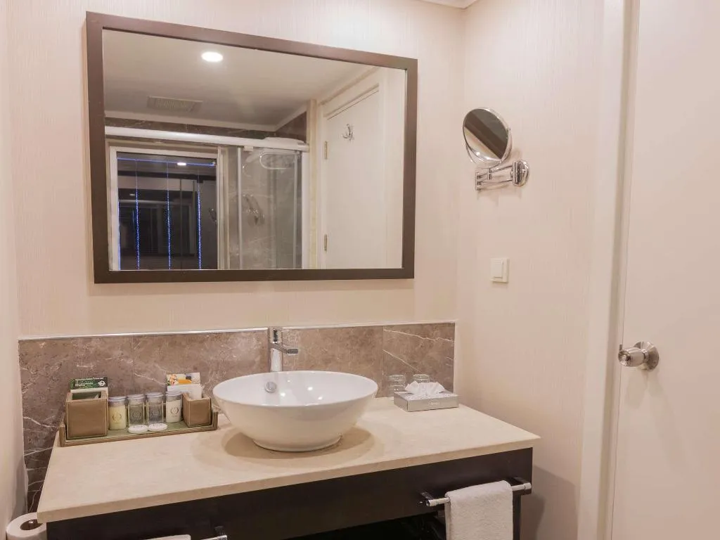 DOUBLE SINGLE USE LAND VIEW Room, TUI Magic Life Rixos Beldibi +16, Antalya