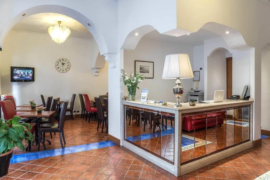 Lobby, Hotel Caracciolo, Naples