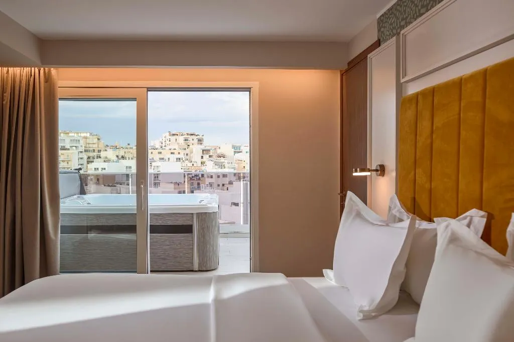 Room, Novotel Malta Sliema, Malta