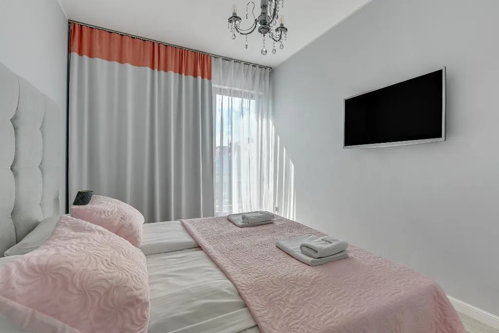APARTMENT ONE BEDROOM Room, Dom & House – Apartments Sopocka Rezydencja, Gdansk