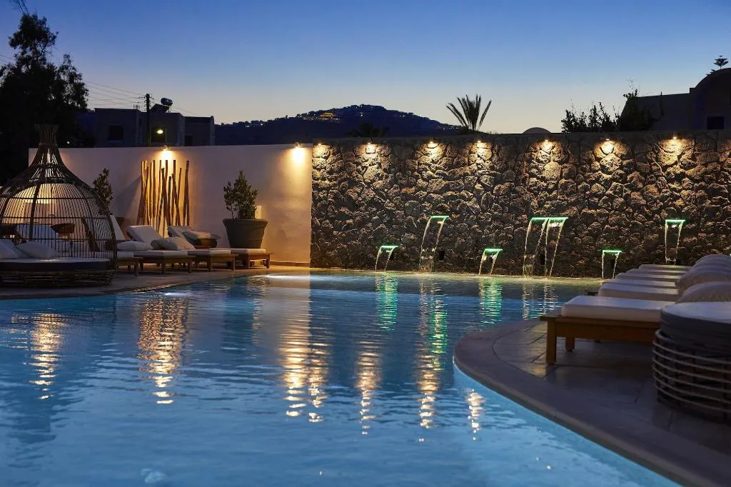 Sports and Entertainment, Amara Suites Santorini, Santorini