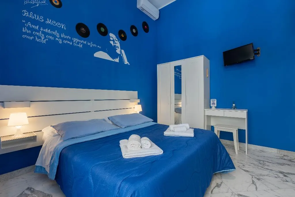 DOUBLE STANDARD Room, B&B Colori e Note, Naples