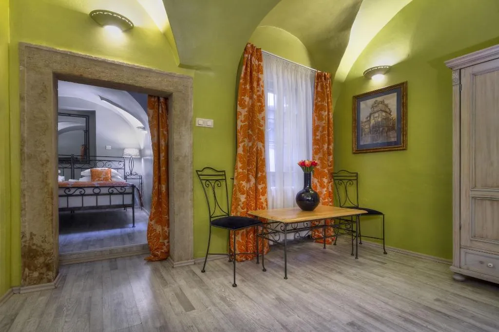Room, Black Star Suites, Prague