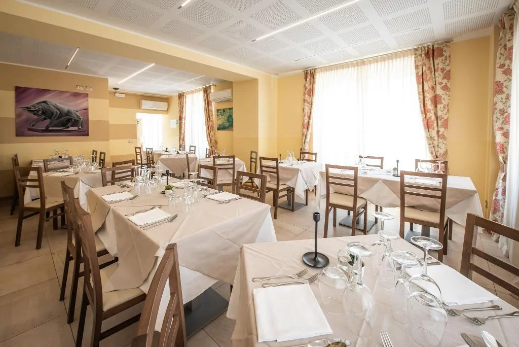 Restaurant, Hotel Rosa, Milan