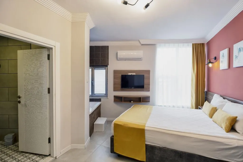 DOUBLE WITH JACUZZI Room, Terra Rossa Suites, Antalya