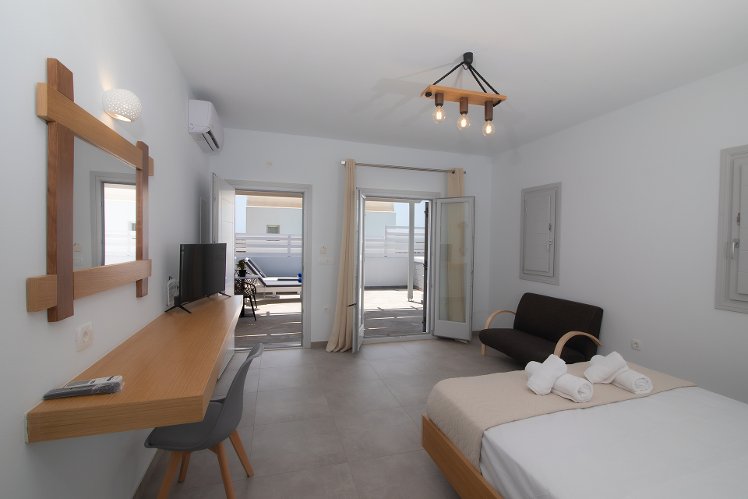 Petra Aqua Villa, Santorini