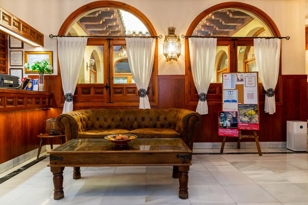 Lobby, Santa Isabel, Madrid