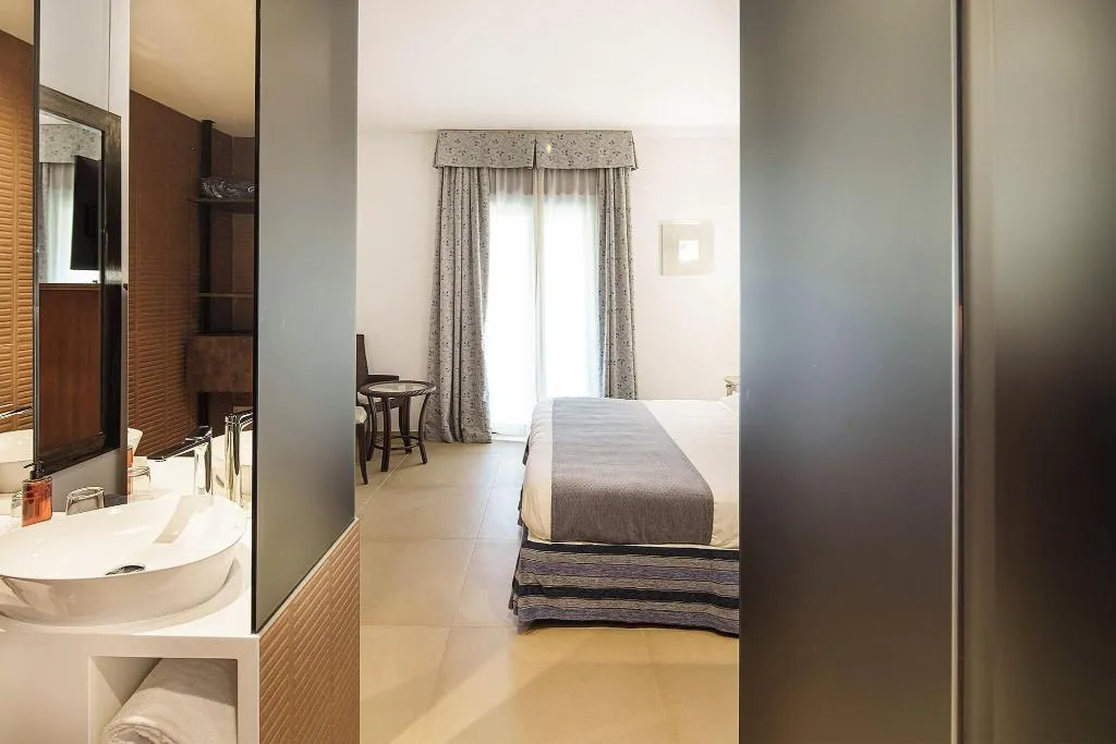 TRIPLE DELUXE Room, Alberi Del Paradiso, Palermo