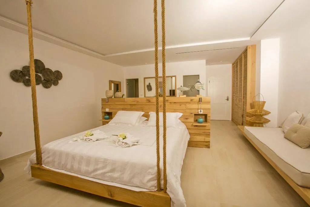 SUITE POOL VIEW KING BED Room, Thalassa Boutique Hotel, Mykonos