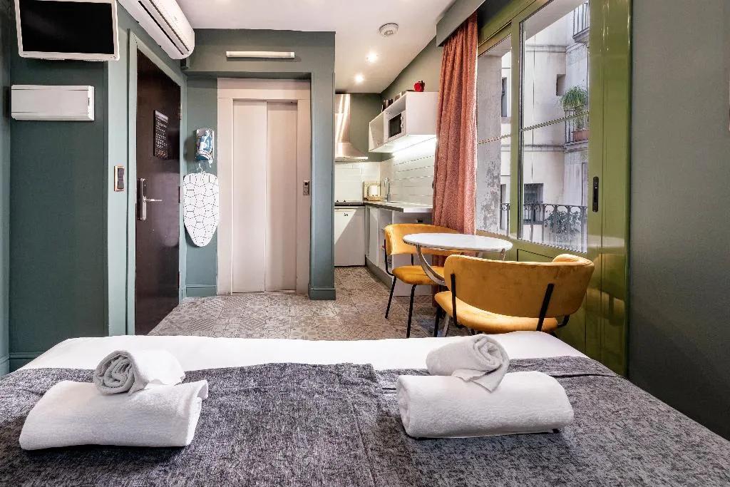 STUDIO CAPACITY 2 Room, AinB Born Damas Apartment, Barcelona