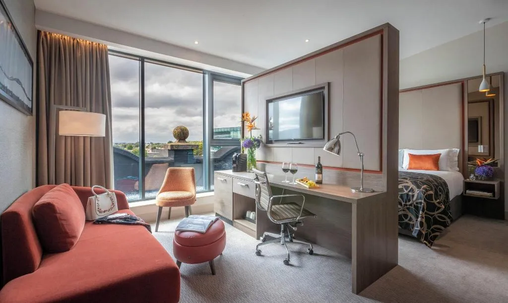 DOUBLE SUPERIOR Room, Clayton Hotel Ballsbridge, Dublin