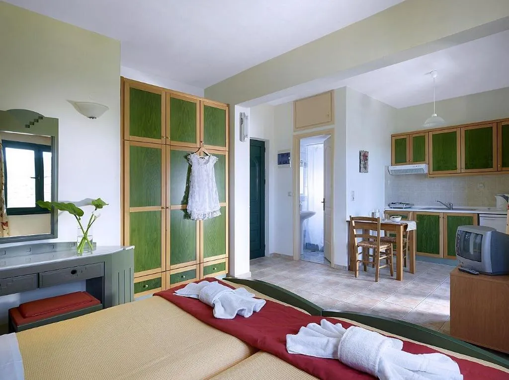 Room, Erivolos Hotel Apartments, Crete