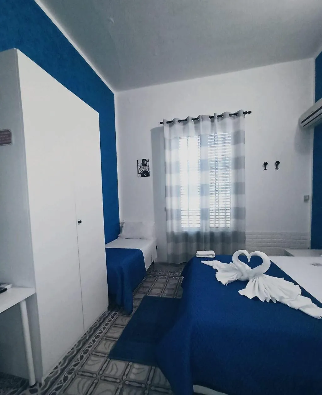 Room, B&B Royal palermo, Palermo