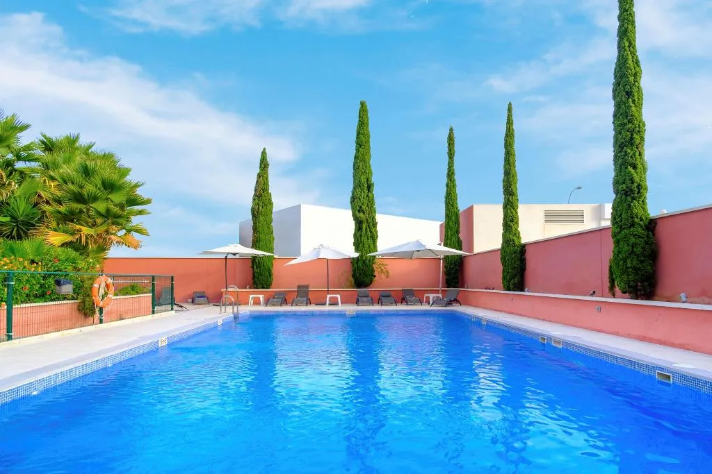 Pool, Hilton Garden Inn Málaga, Costa Del Sol