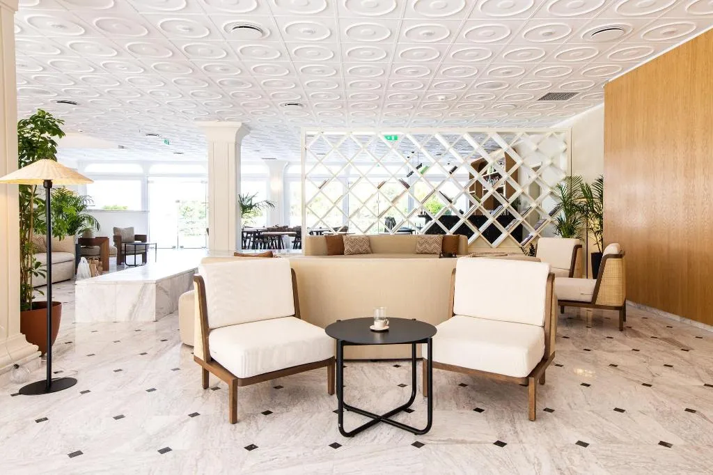 Lobby, Brown Beach Chalkida Resort, Athens