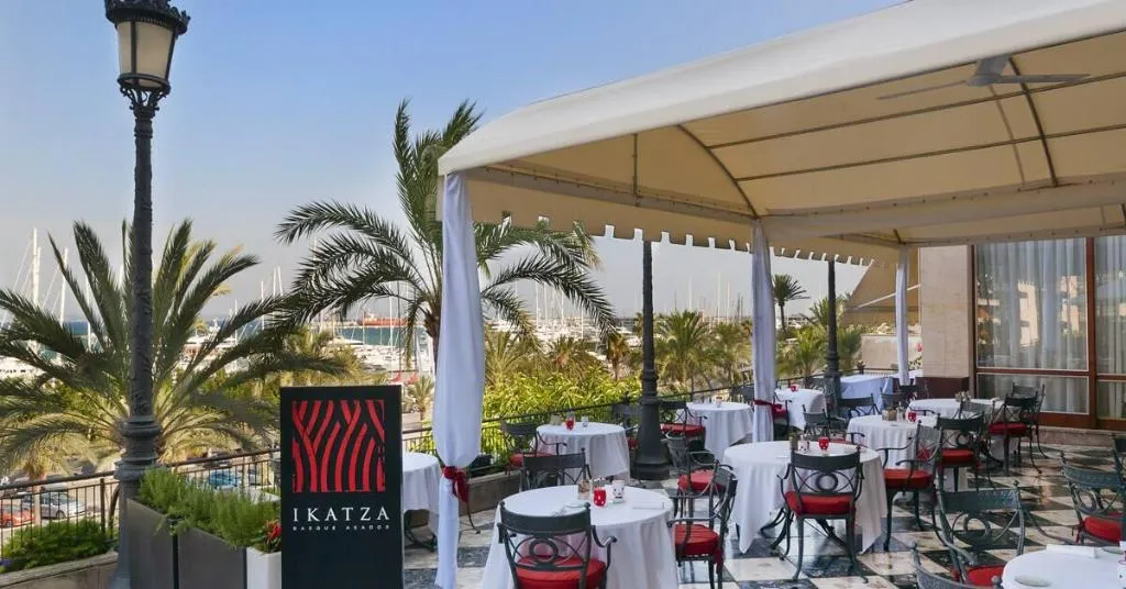 Restaurant, Hotel Victoria Gran Meliá, Majorca