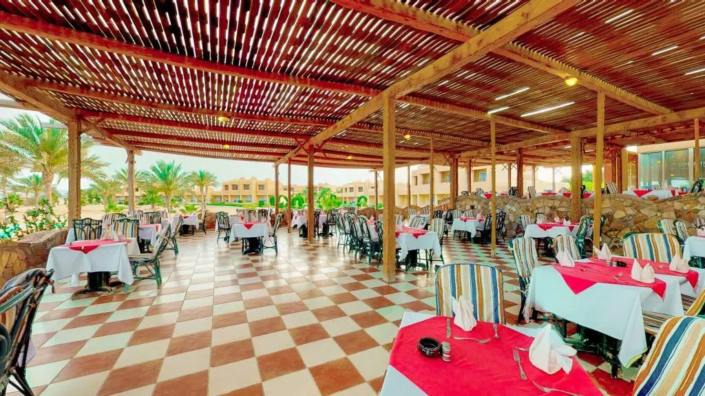 Restaurant, Wadi Lahmy Azur Resort, Red Sea Riviera