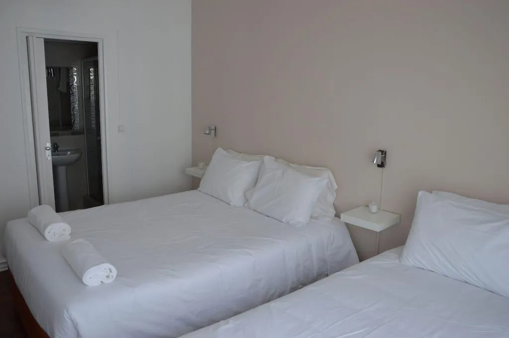 Room, Lx Center Guesthouse, Lisbon