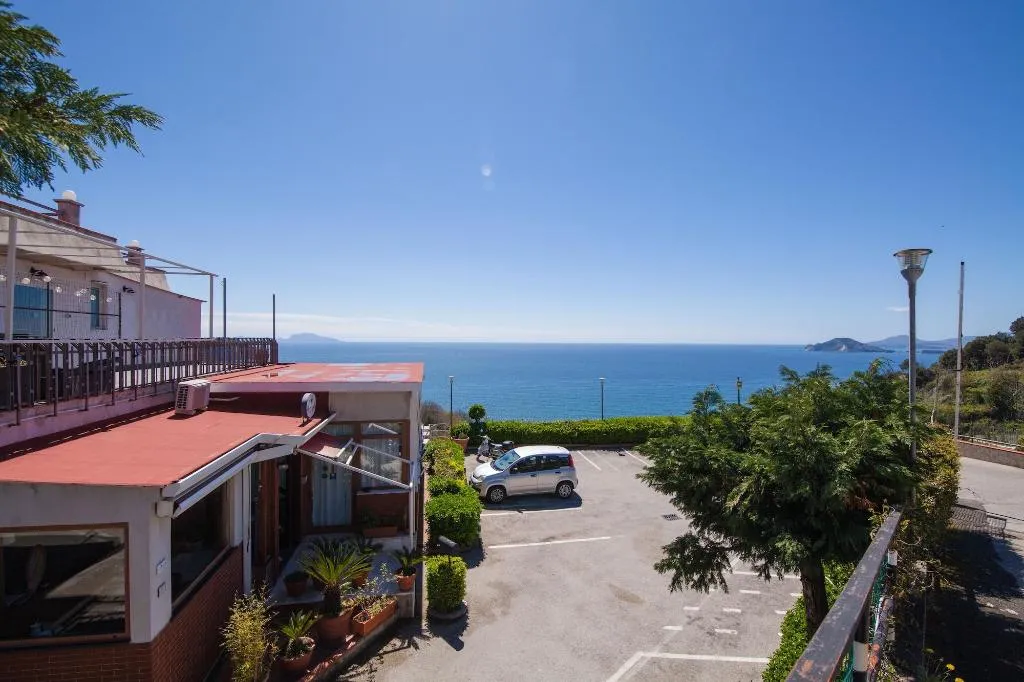 General view, Mini Hotel, Naples
