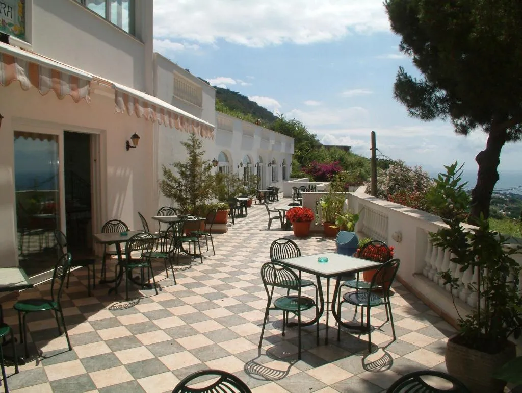 Terrace, La Ginestra, Naples