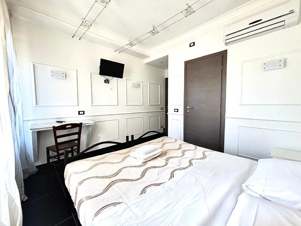 DOUBLE ECONOMY Room, Palace Rome, Rome