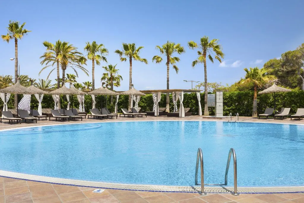 Pool, THB El Cid, Majorca