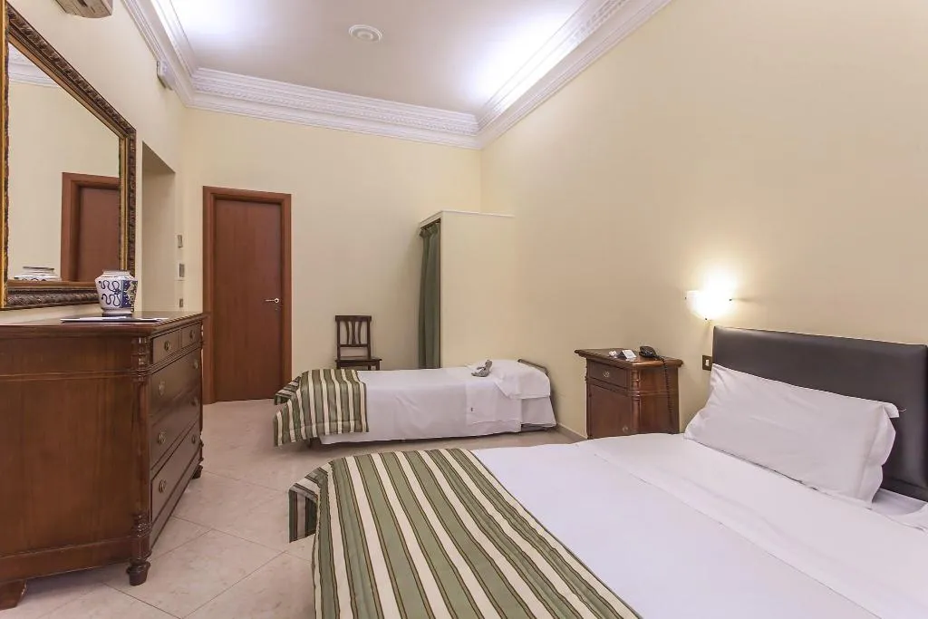 Room, Hotel Regina Giovanna, Rome