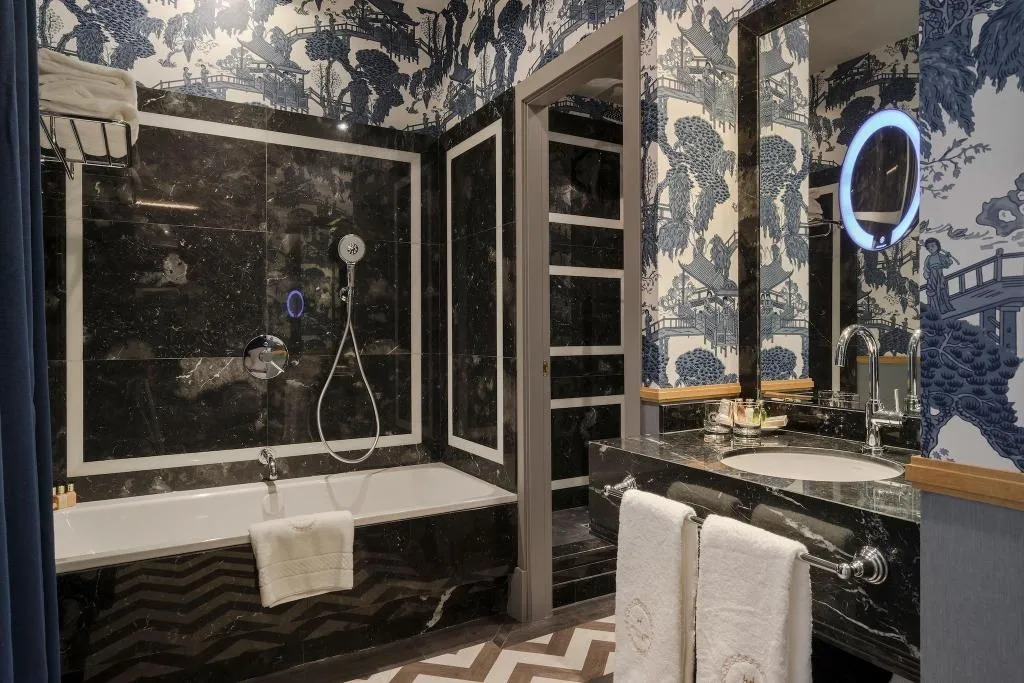DOUBLE SUPERIOR Room, Relais & Châteaux Heritage Madrid, Salamanca