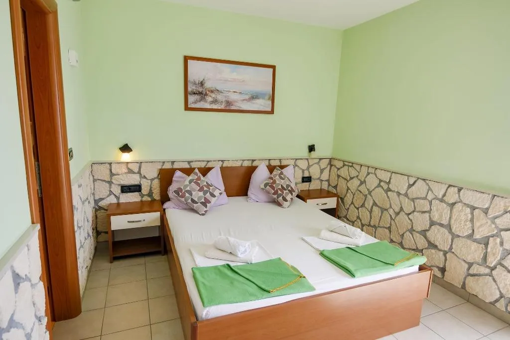 Room, Pansion Dalmacija, Split