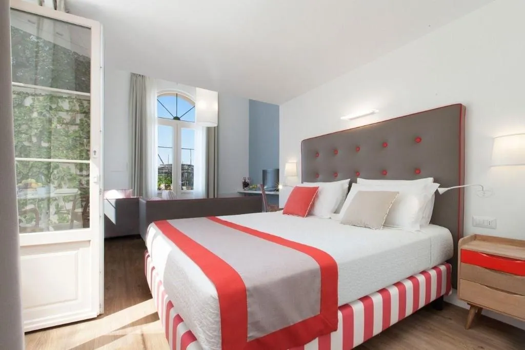 Room, Relais Palazzo del Barone - Adults Only, Naples