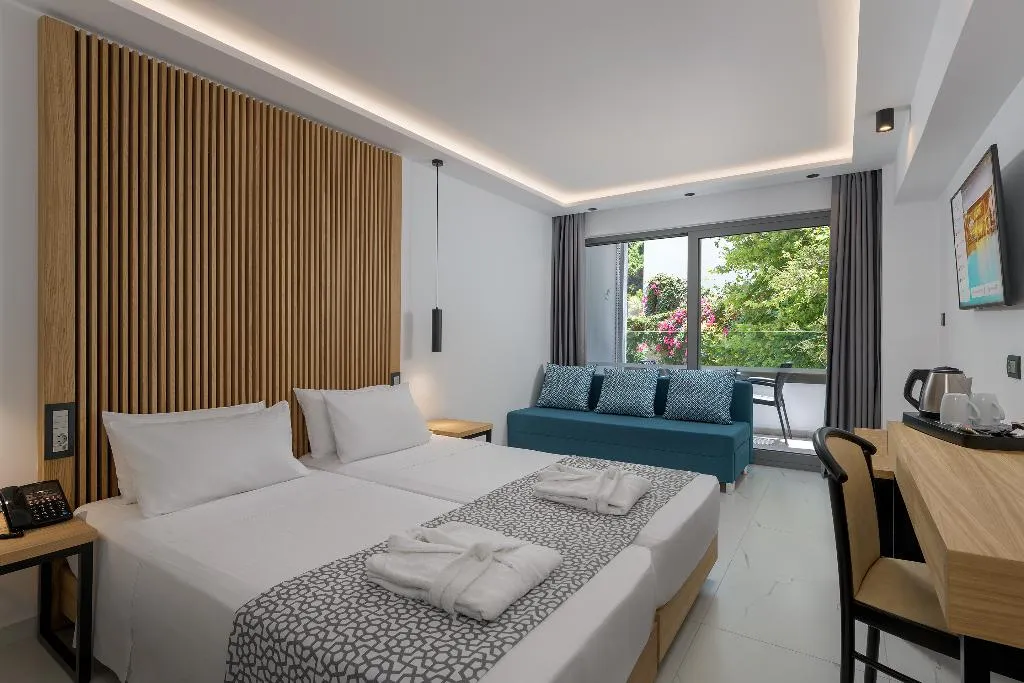 TRIPLE SUPERIOR GARDEN VIEW Room, Oceanis Beach, Rhodes
