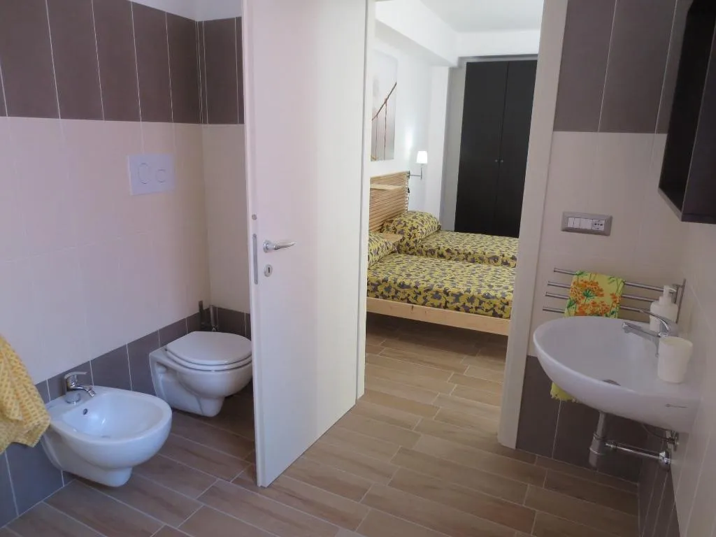 Room, B&B Vergilia, Catania