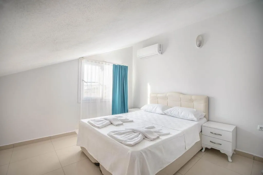 Room, Antiocha Rezidans, Izmir
