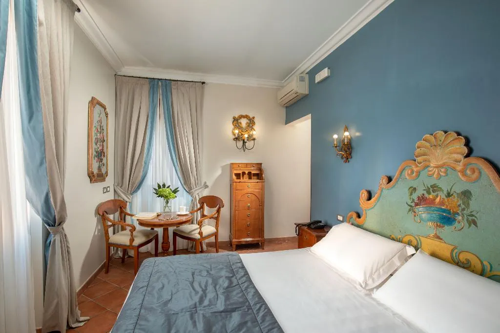 Double or Twin SUPERIOR Room, Mozart, Rome