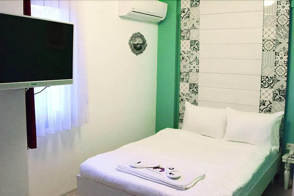 Room, Menendi Otel, Izmir