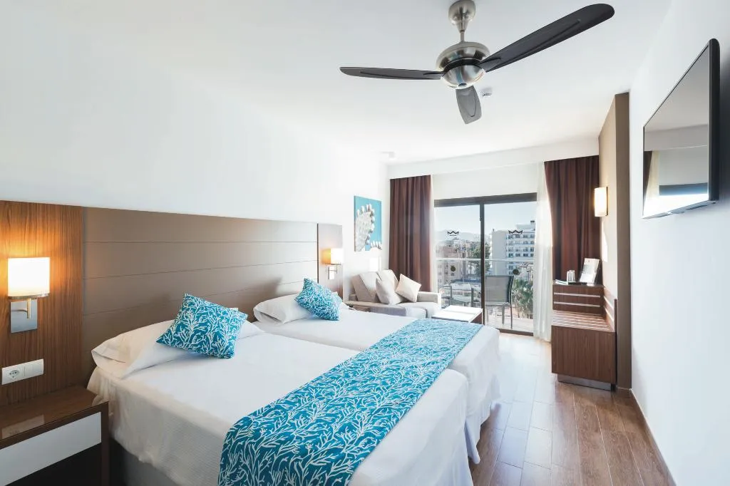 Double or Twin WITH BALCONY Room, Hotel Riu Bravo - 0'0 All Inclusive, Majorca