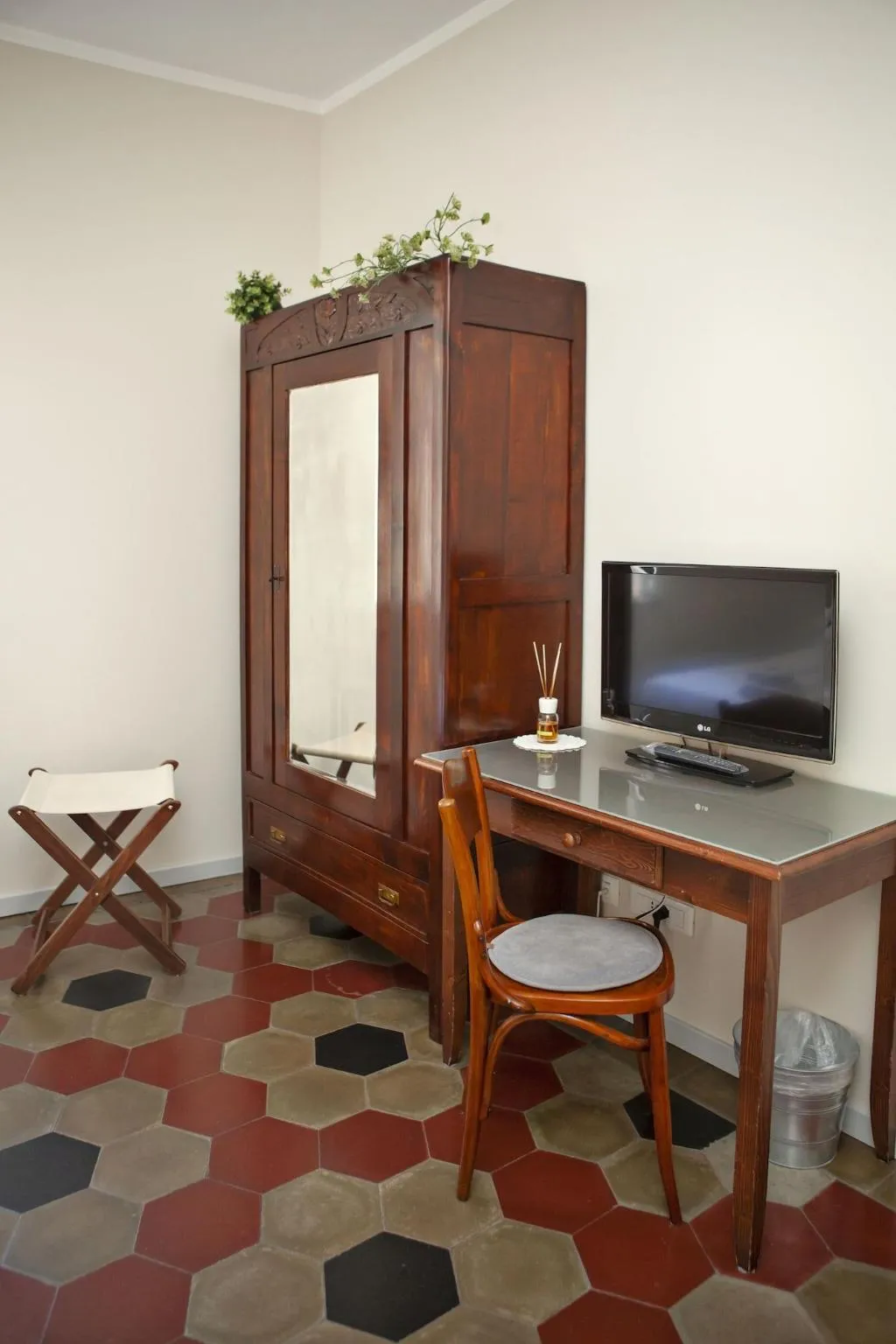 Room, Locanda San Bernardo, Milan