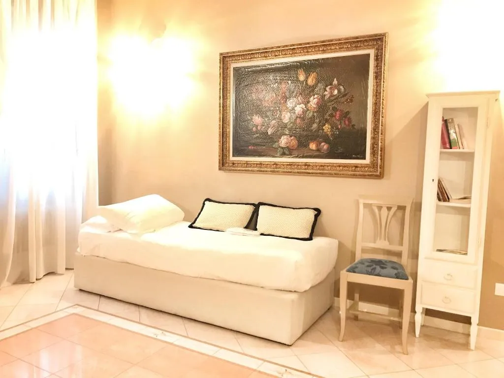 Room, Ca Amadi, Venice