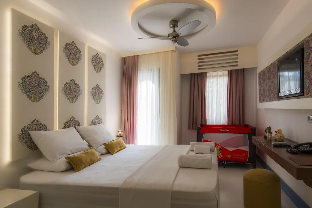 Room, La Brezza Suite & Hotel, Bodrum