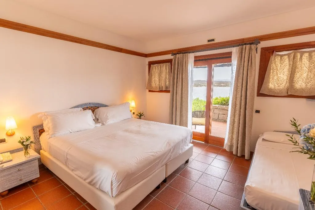 TRIPLE SUPERIOR Room, Hotel Palumbalza, Olbia